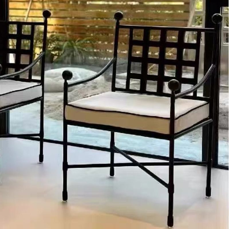 كراسي طعام خارجية فاخرة لغرفة  - مراجعة Outdoor Furniture Kitchener وسعره